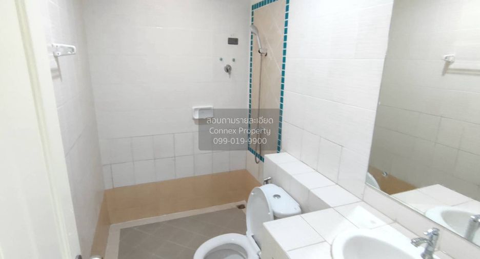 Casa adosada en venta de 2 habitaciones en Khlong Luang, Pathum Thani