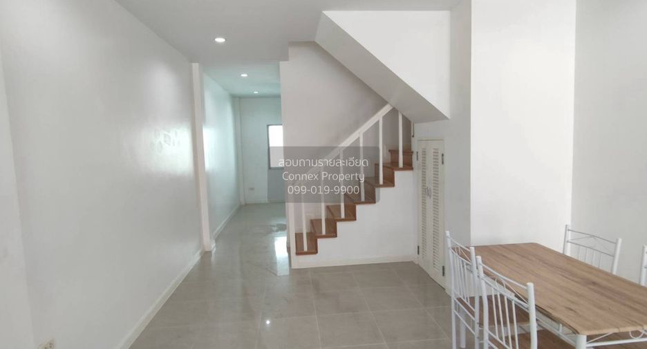 Casa adosada en venta de 2 habitaciones en Khlong Luang, Pathum Thani