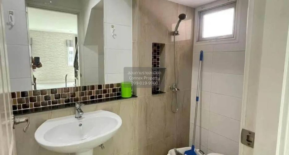 For sale 4 bedrooms house in Bang Phli, Samut Prakan