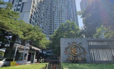 For sale 1 bed condo in Suan Luang, Bangkok