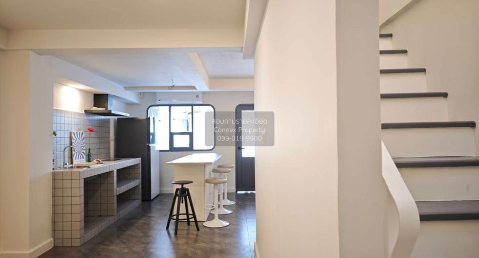 Reihenhaus zur Miete mit 3 Zimmer in Lat Phrao, Bangkok