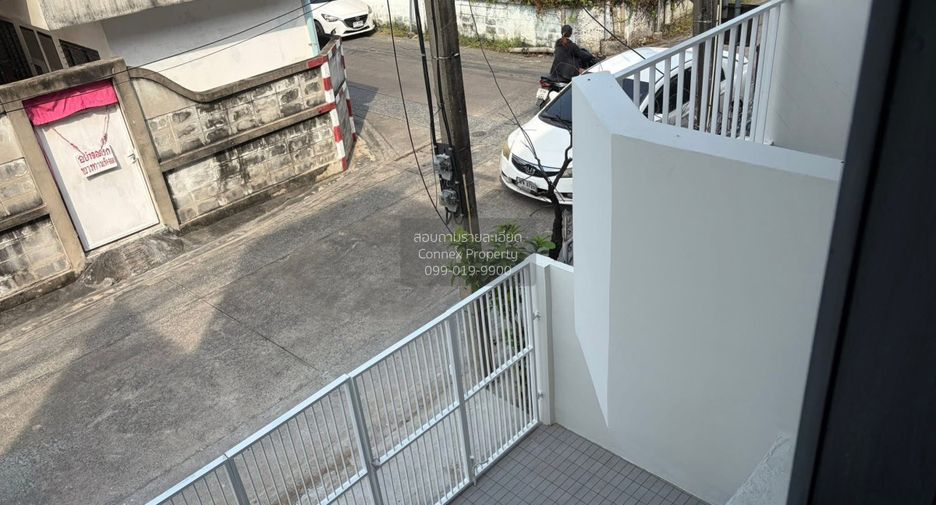 Reihenhaus zur Miete mit 3 Zimmer in Lat Phrao, Bangkok