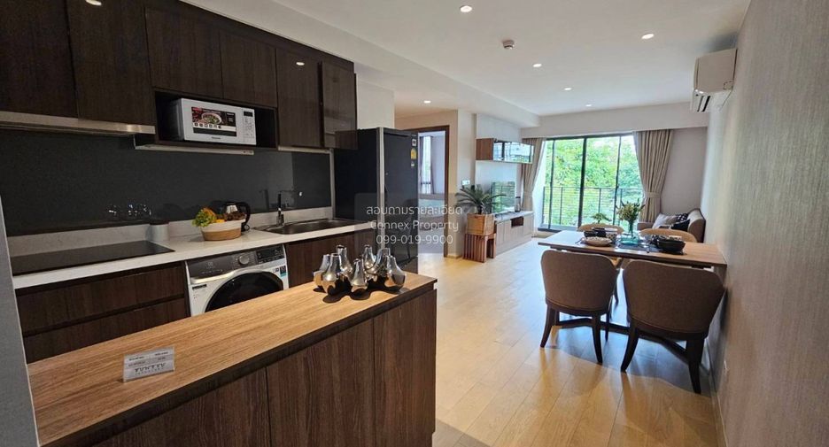 For rent 2 bedrooms condo in Watthana, Bangkok