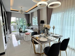 Reihenhaus zur Miete mit 3 Zimmer in Mueang Samut Prakan, Samut Prakan