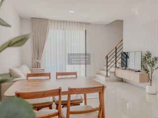 出租 3 卧室 联排别墅 在 Bang Phli, Samut Prakan