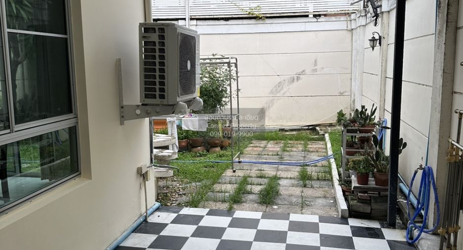 For rent 3 bedrooms house in Phasi Charoen, Bangkok