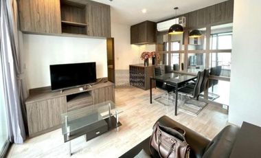 For rent 2 bedrooms condo in Huai Khwang, Bangkok