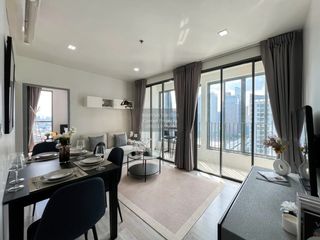 For rent 2 bedrooms condo in Phra Khanong, Bangkok