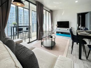 For rent 2 bedrooms condo in Phra Khanong, Bangkok