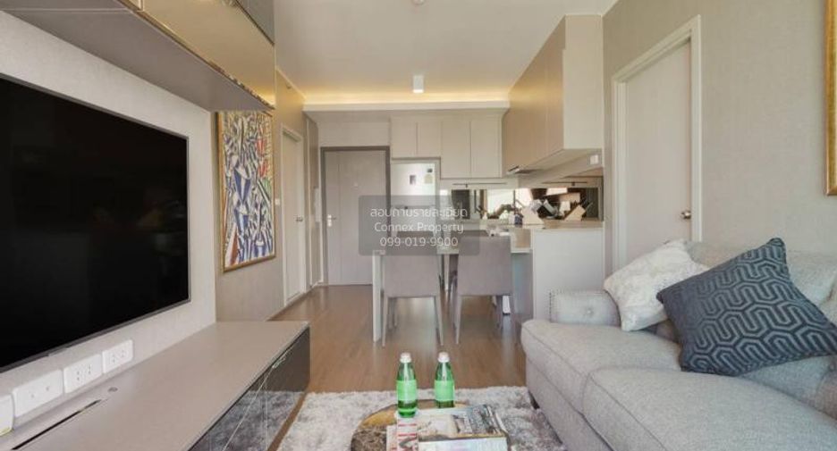 For rent 2 bedrooms condo in Phra Khanong, Bangkok