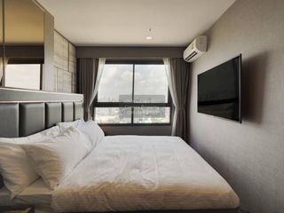 For rent 2 bedrooms condo in Phra Khanong, Bangkok