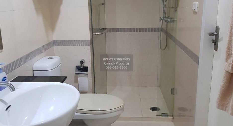 For rent 2 bedrooms condo in Ratchathewi, Bangkok