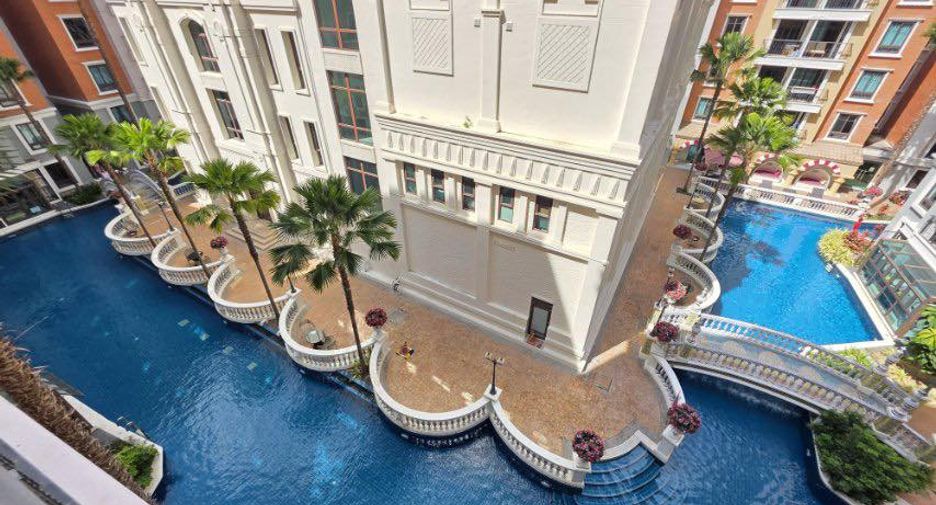 For sale 1 bed condo in Bang Lamung, Chonburi