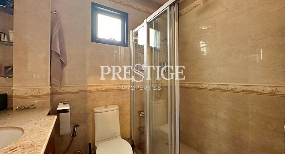 For sale 5 bedrooms house in Mueang Nonthaburi, Nonthaburi