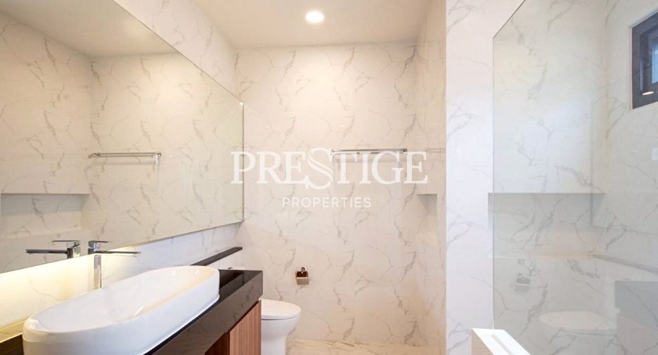For sale 3 ベッドルーム house in Bang Lamung, Chonburi