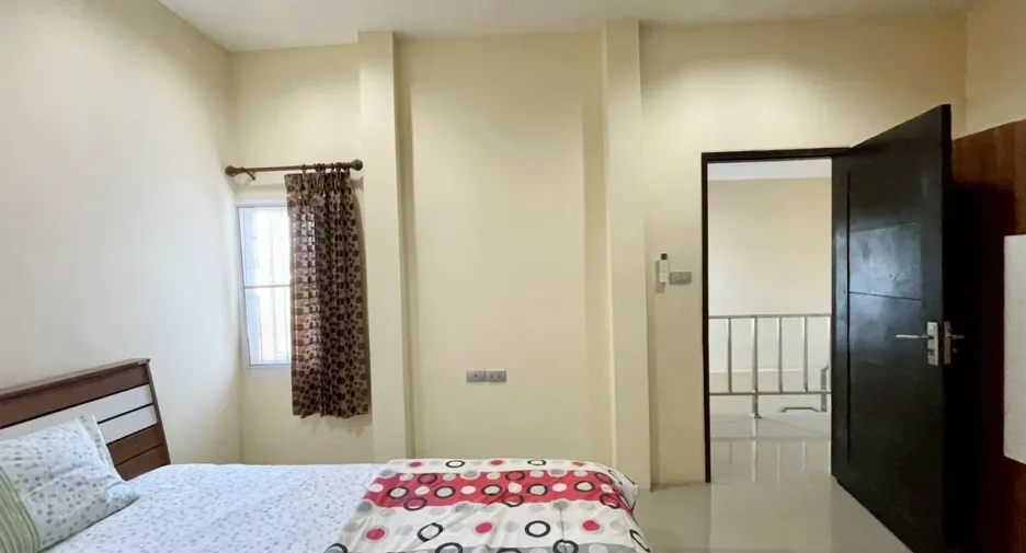 For rent 3 bedrooms house in Bang Lamung, Chonburi