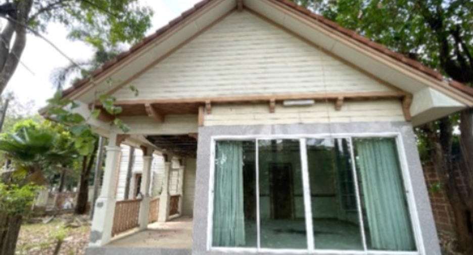 For sale 4 ベッドルーム house in Nong Khaem, Bangkok