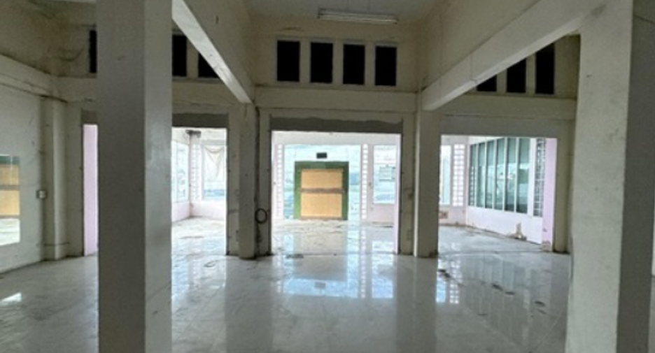 For sale 8 ベッドルーム retail Space in Mueang Chon Buri, Chonburi