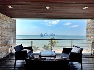 For rent 2 bedrooms condo in Bang Lamung, Chonburi