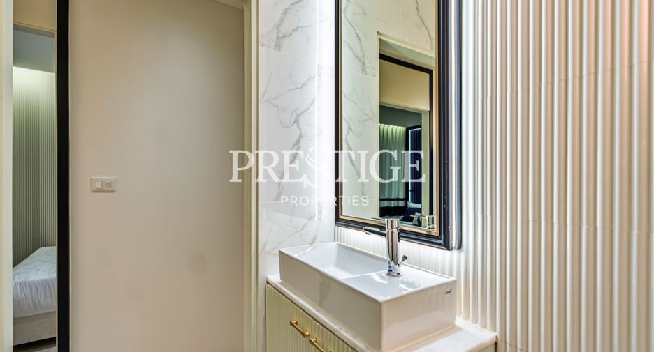 For sale 2 ベッドルーム condo in Bang Lamung, Chonburi