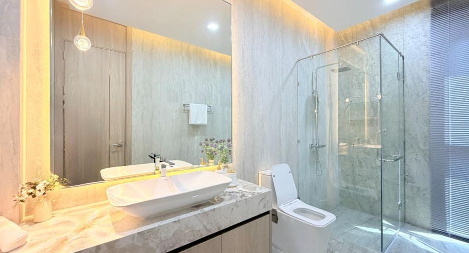 Casa en venta de 5 habitaciones en Bang Lamung, Chonburi