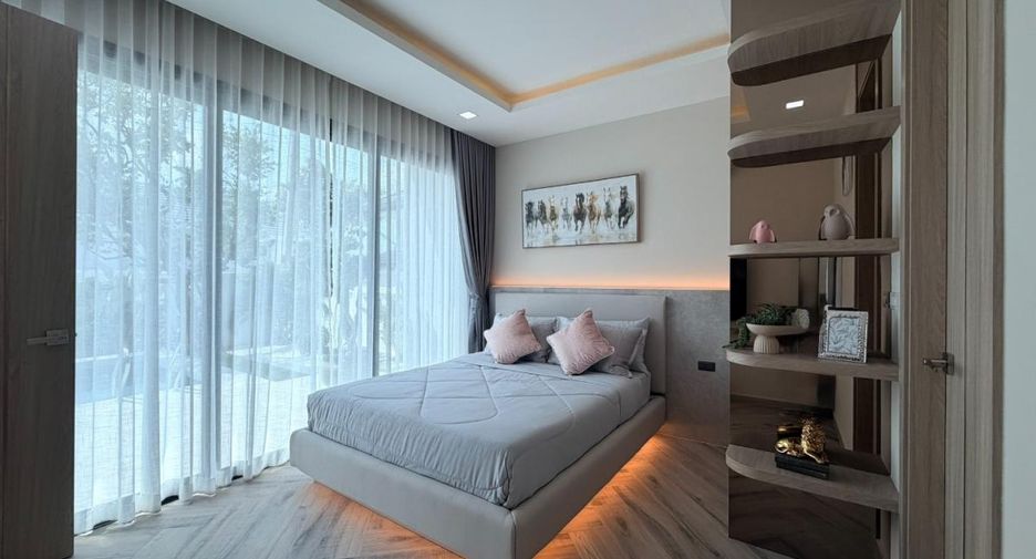 Casa en venta de 5 habitaciones en Bang Lamung, Chonburi