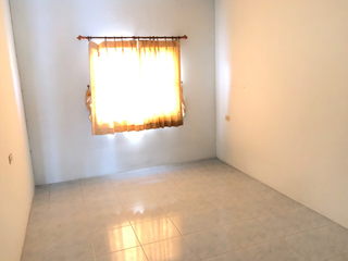 Reihenhaus zum Kauf mit 1 Zimmer in Mueang Chon Buri, Chonburi
