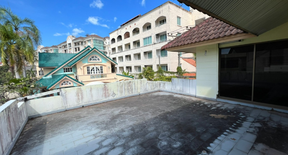 Haus zum Kauf mit 1 Zimmer in Bang Lamung, Chonburi