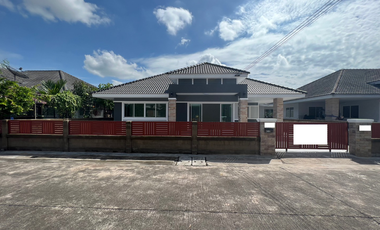 Haus zum Kauf mit 2 Zimmer in Phan Thong, Chonburi