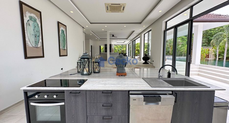 À vendre 5 chambres maison à Bang Lamung, Chonburi