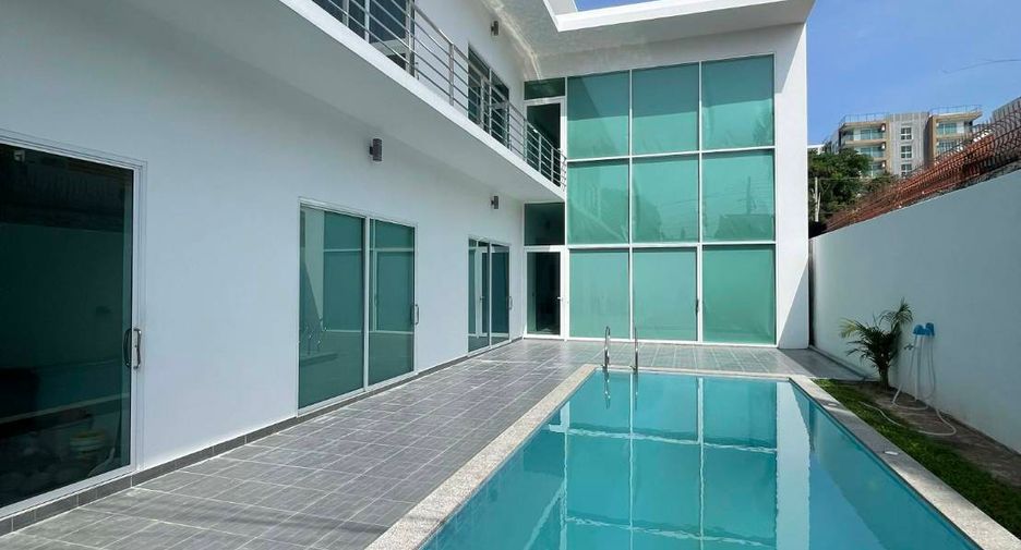 Haus zur Miete und zum Kauf mit 6 Zimmer in Bang Lamung, Chonburi