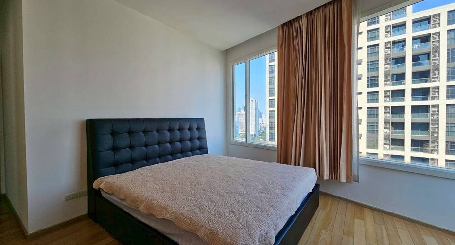 For rent 2 bedrooms condo in Khlong Toei, Bangkok