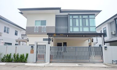 Casa en venta de 4 habitaciones en Bang Lamung, Chonburi