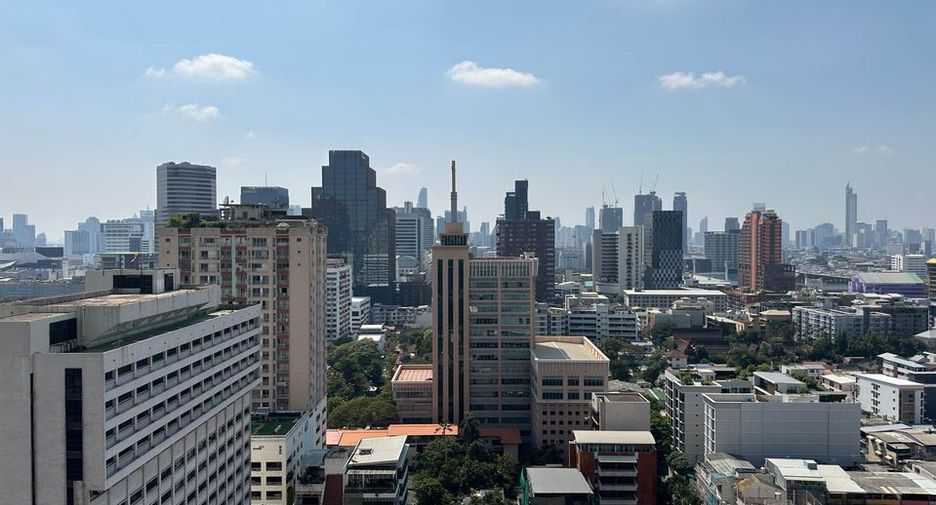 For rent 1 bed condo in Ratchathewi, Bangkok