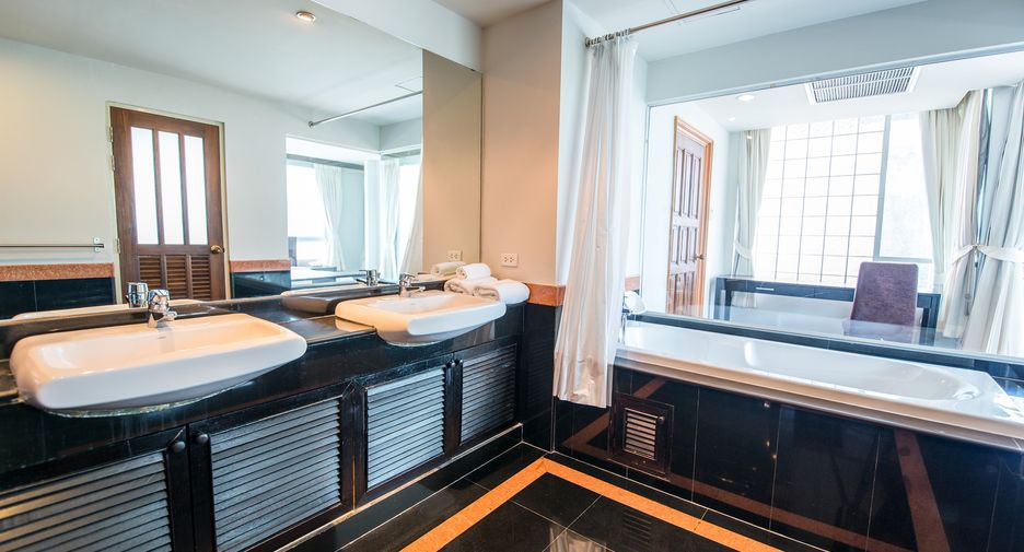 Wohnung zur Miete mit 3 Zimmer in Sathon, Bangkok