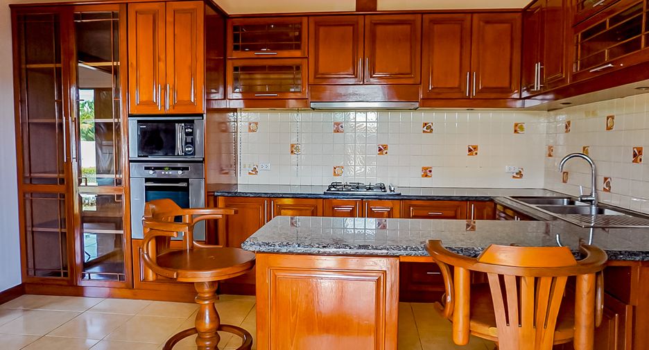 Casa en venta de 3 habitaciones en Bang Lamung, Chonburi