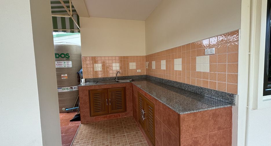 Casa en venta de 3 habitaciones en Bang Lamung, Chonburi