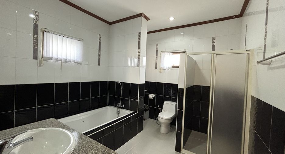 Casa en venta de 3 habitaciones en Bang Lamung, Chonburi