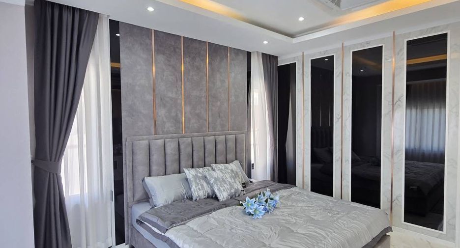 For sale 4 bedrooms house in Bang Lamung, Chonburi
