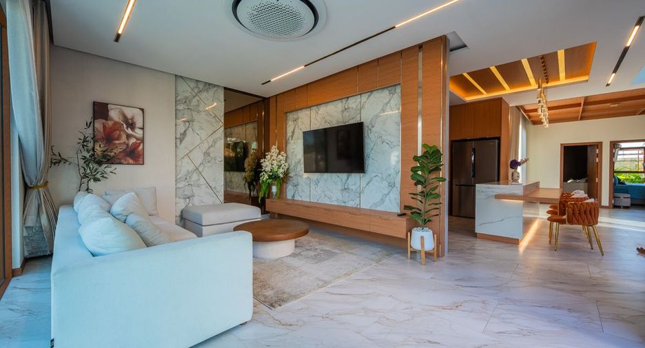Haus zum Kauf mit 5 Zimmer in Bang Lamung, Chonburi