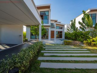 For sale 5 ベッドルーム house in Bang Lamung, Chonburi