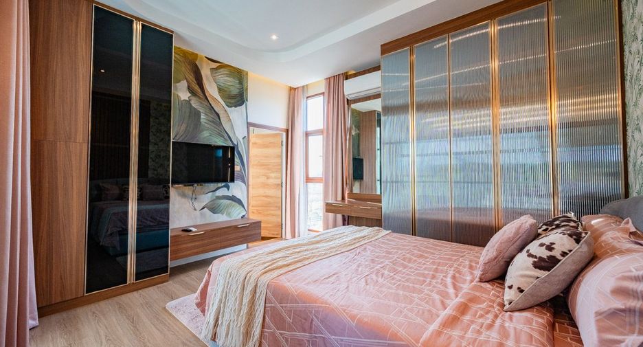 Haus zum Kauf mit 5 Zimmer in Bang Lamung, Chonburi