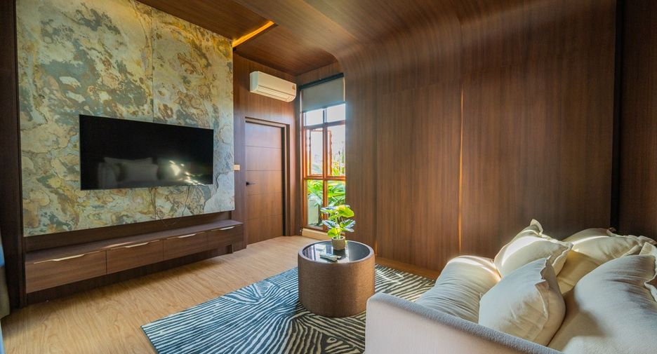 Haus zum Kauf mit 5 Zimmer in Bang Lamung, Chonburi