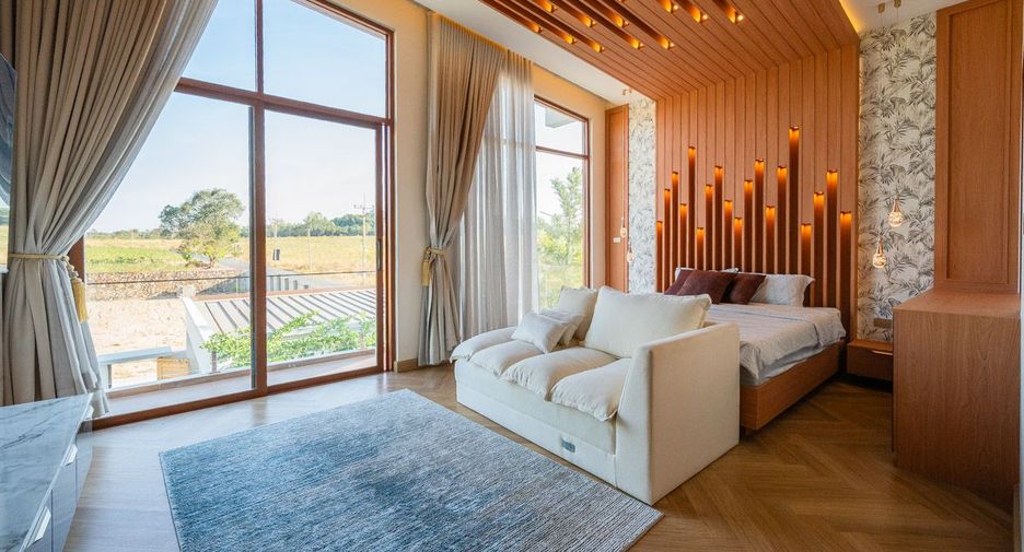 Haus zum Kauf mit 5 Zimmer in Bang Lamung, Chonburi