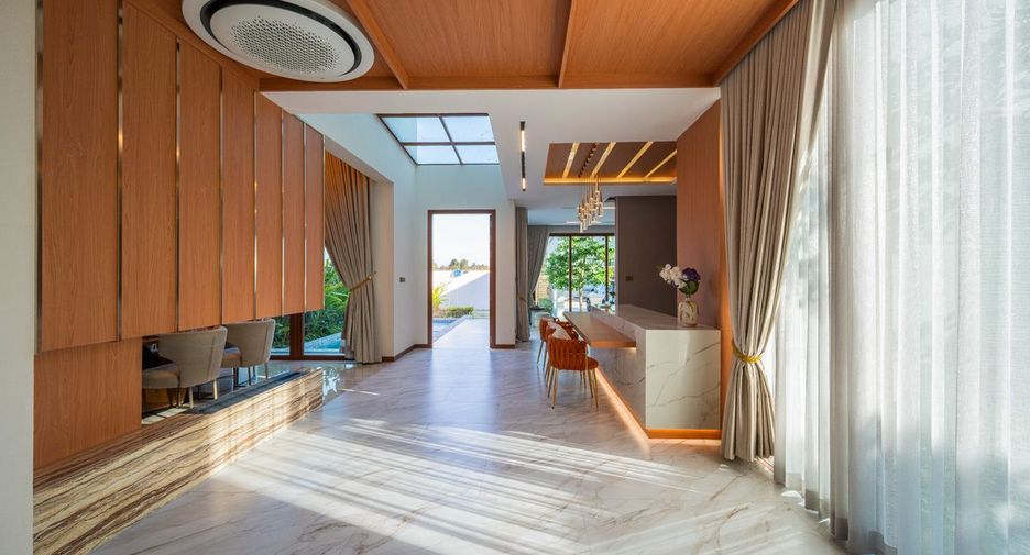 Haus zum Kauf mit 5 Zimmer in Bang Lamung, Chonburi