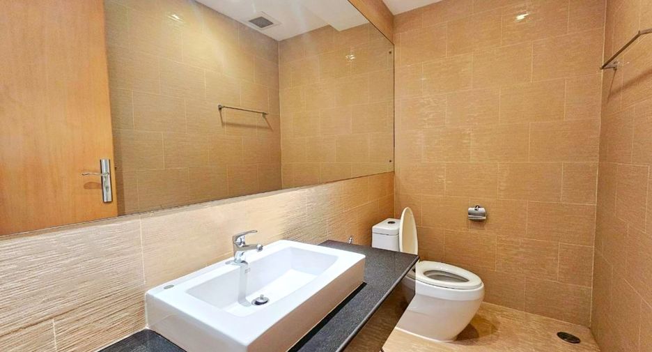 Wohnung zur Miete mit 4 Zimmer in Watthana, Bangkok