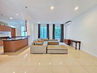 Wohnung zur Miete mit 4 Zimmer in Watthana, Bangkok