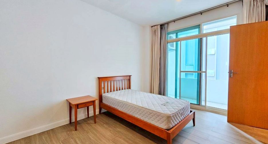 Wohnung zur Miete mit 4 Zimmer in Watthana, Bangkok