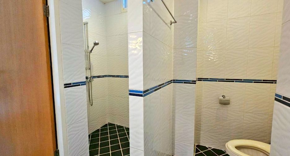 Wohnung zur Miete mit 4 Zimmer in Watthana, Bangkok