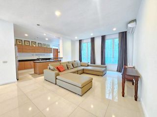 Wohnung zur Miete mit 4 Zimmer in Watthana, Bangkok